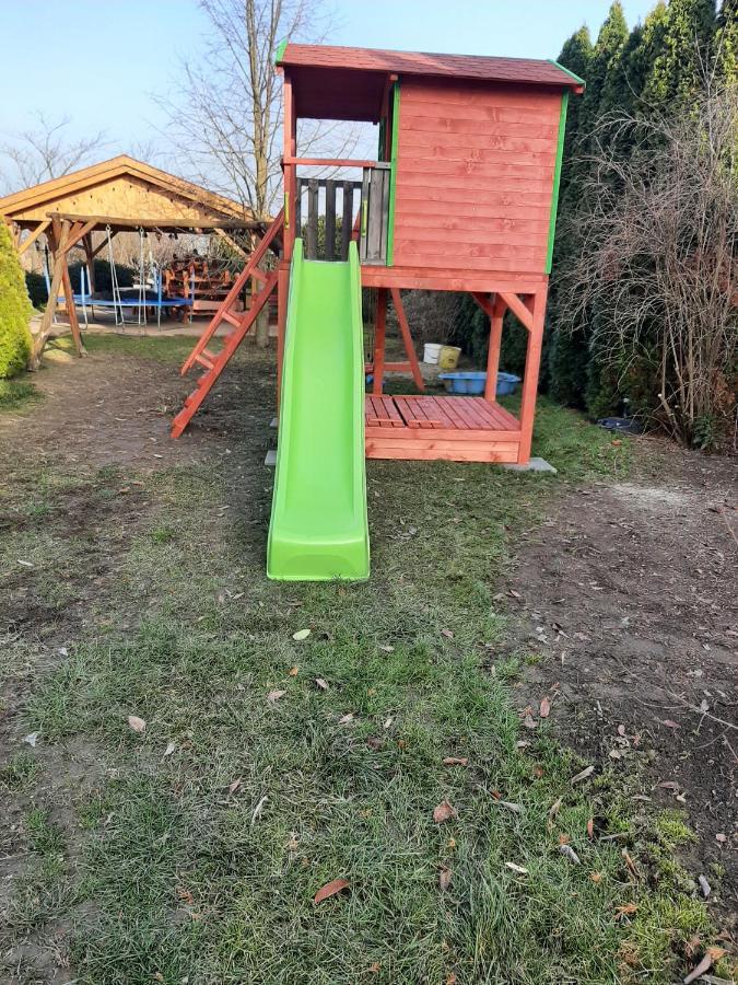 Nosztalgia Vendeghaz Hotel Zalaegerszeg Eksteriør billede