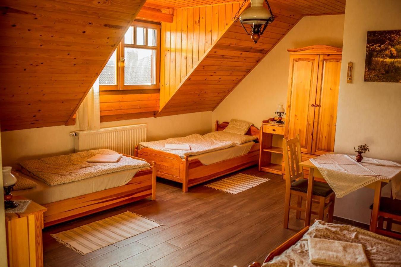 Nosztalgia Vendeghaz Hotel Zalaegerszeg Eksteriør billede